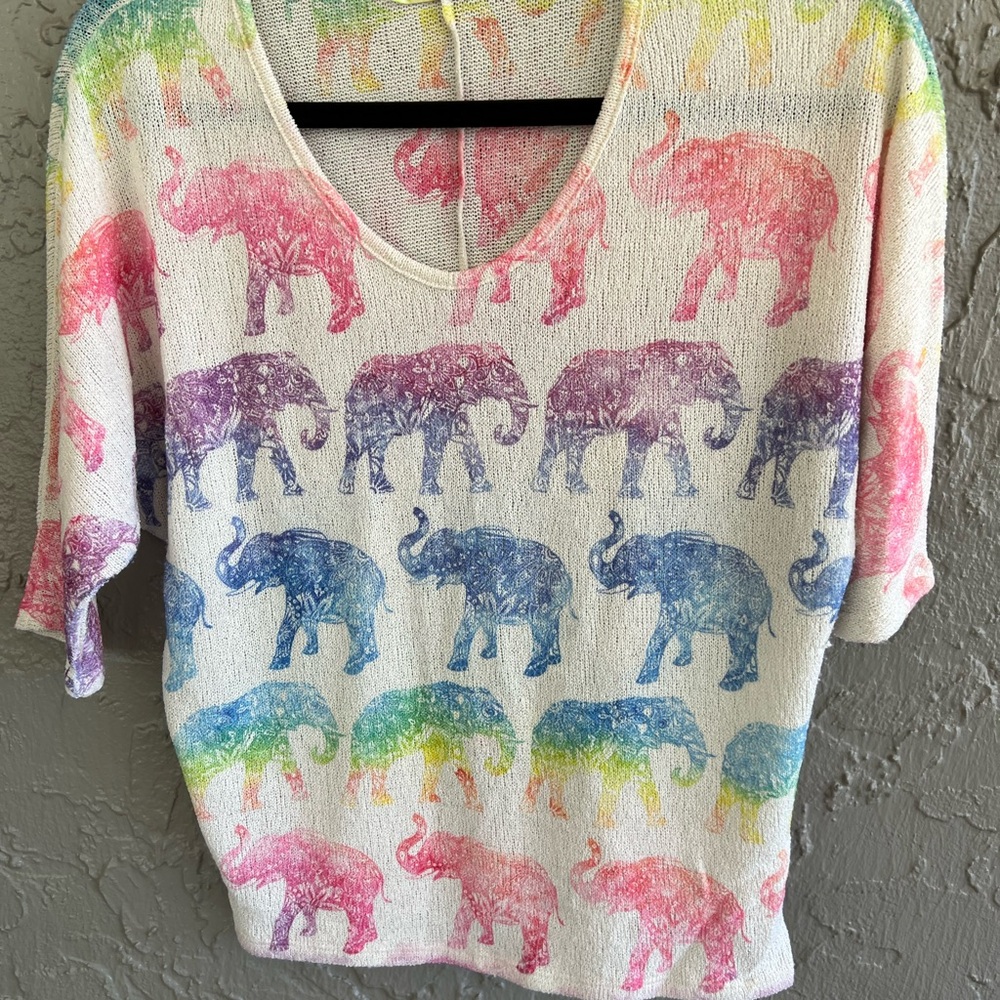 Gaze Multicolor Elephant Print Sweater - Picture 2 of 6